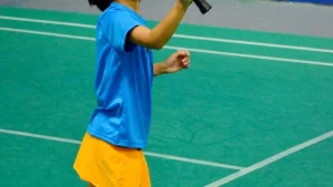 Chọn Trang Phục Cầu Lông Cho Trẻ Em